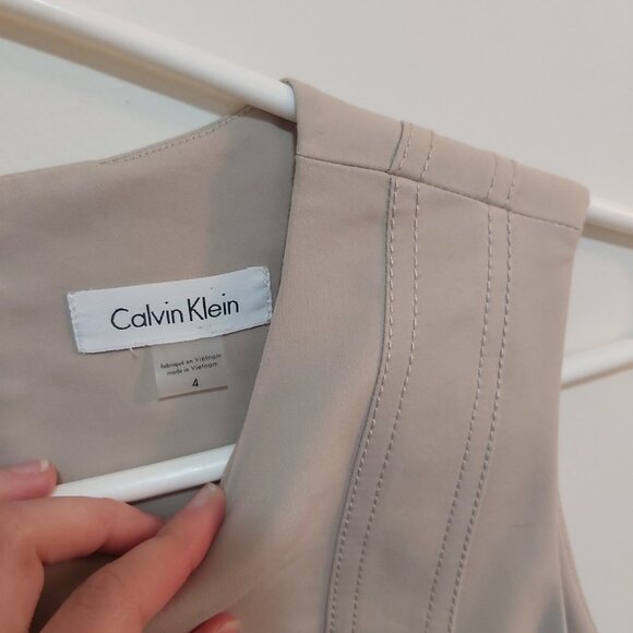 Calvin Klein sleeveless formal dress, size 4 - Picture 3 of 4